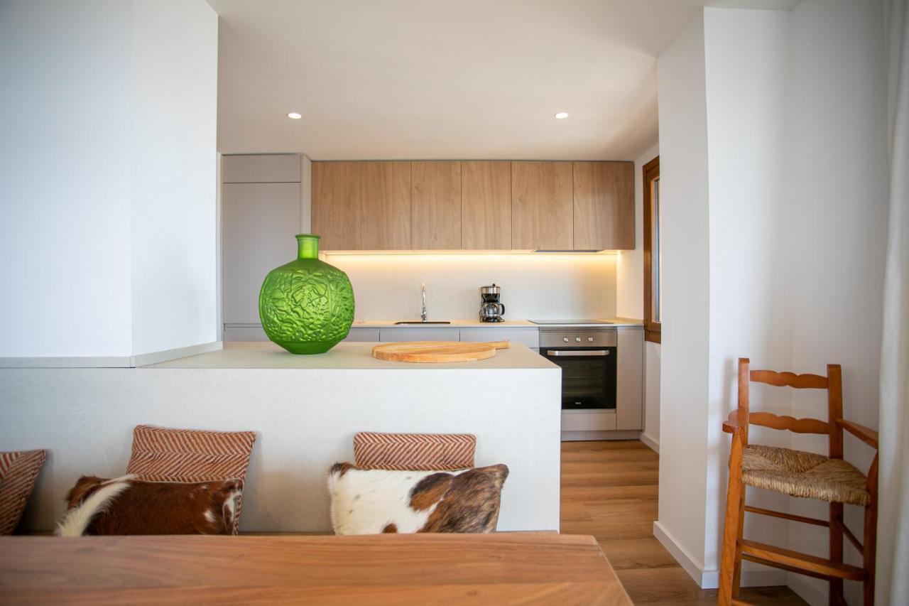 Beachfront Holiday Apartment Lotja 7 - Grupo Berna Colonia de Sant Jordi Eksteriør bilde