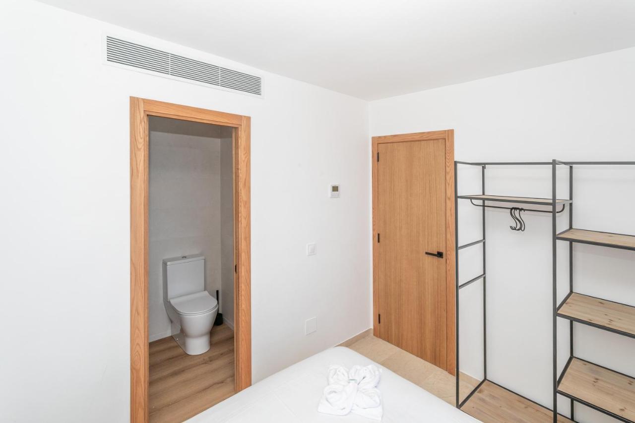 Beachfront Holiday Apartment Lotja 7 - Grupo Berna Colonia de Sant Jordi Eksteriør bilde